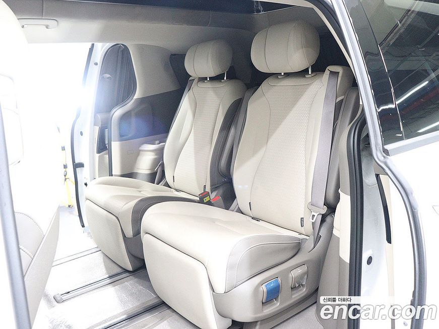 Kia Canival 2024