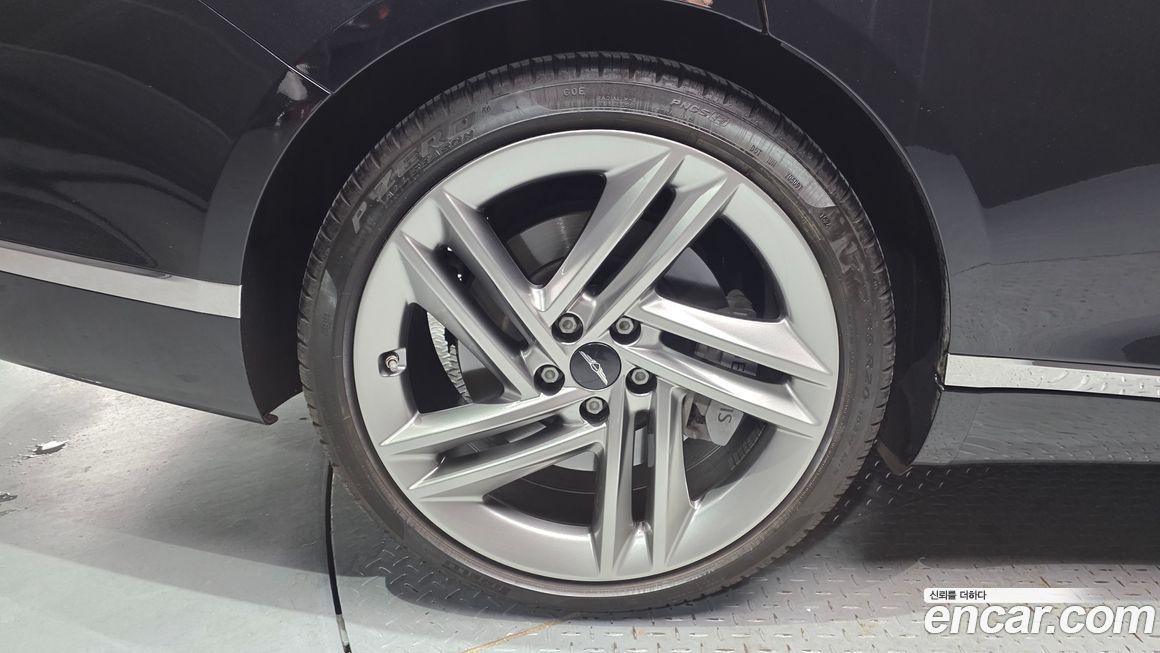 Genesis G80 2025