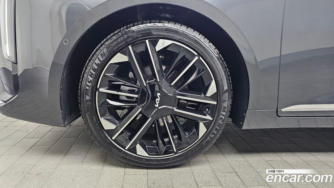 Kia K8 2025