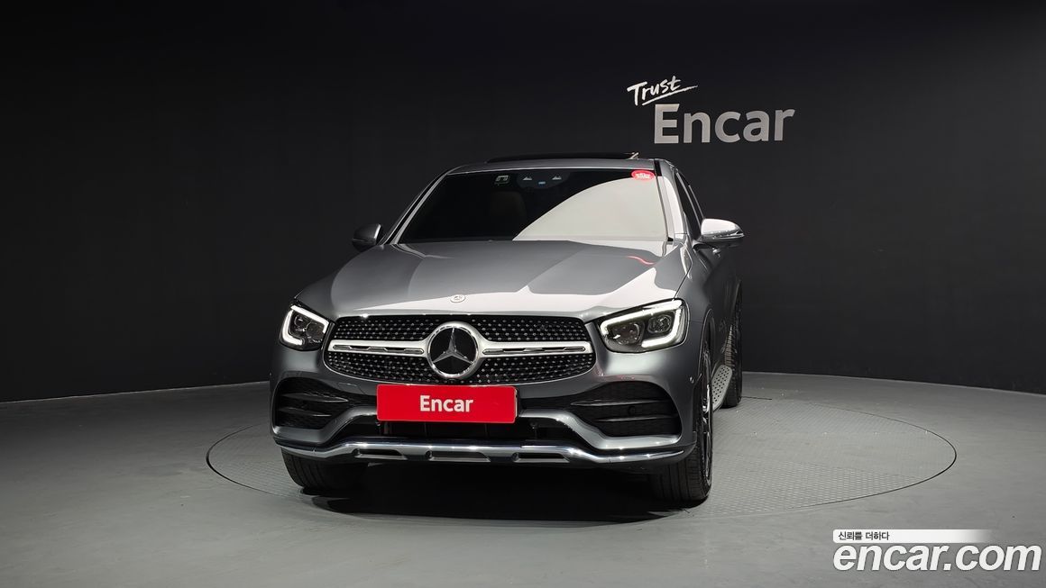 Mercedes-Benz GLC-Class 2023