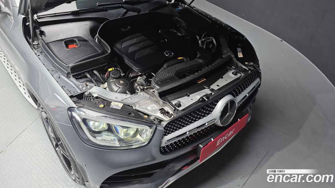 Mercedes-Benz GLC-Class 2023