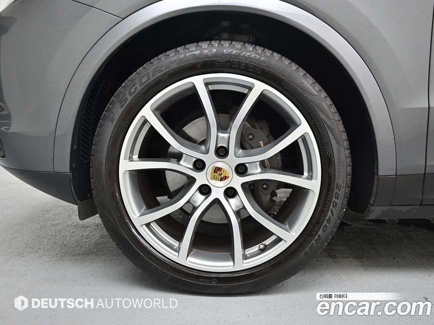 Porsche Cayenne 2020