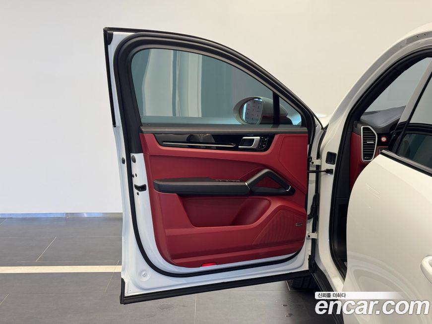 Porsche Cayenne 2020