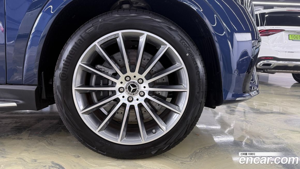 Mercedes-Benz GLE-Class 2025