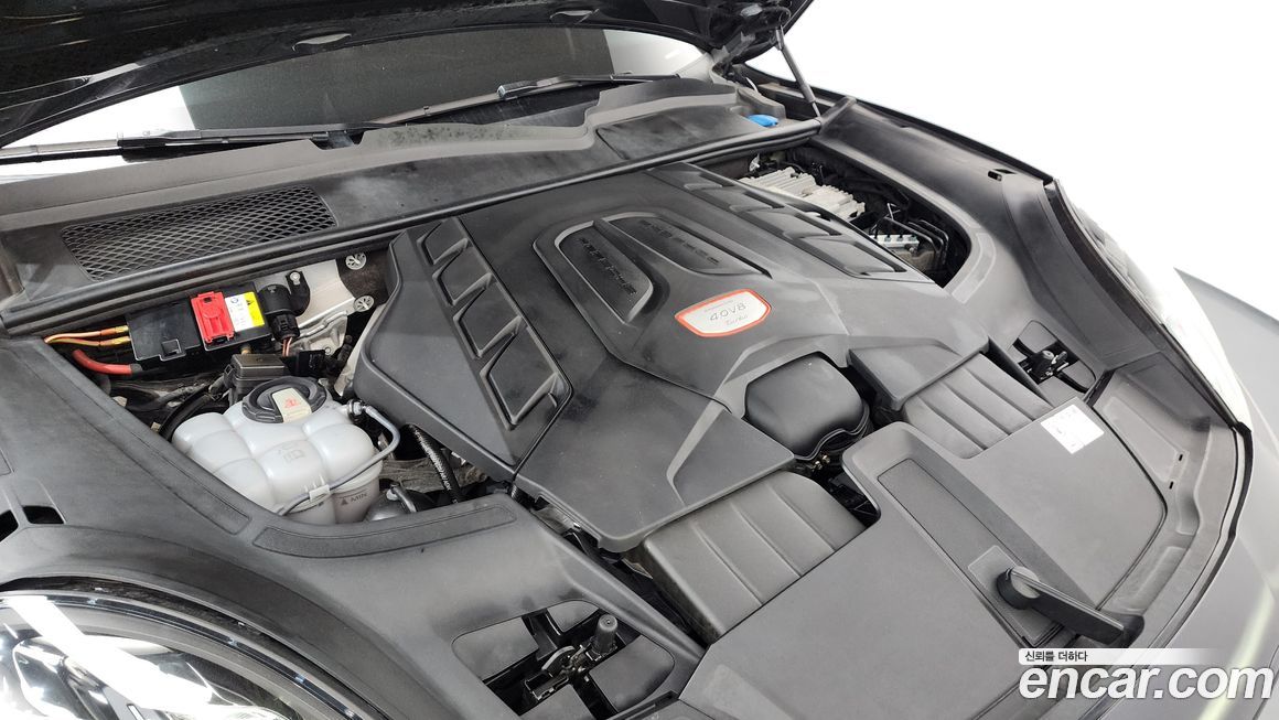 Porsche Cayenne 2020