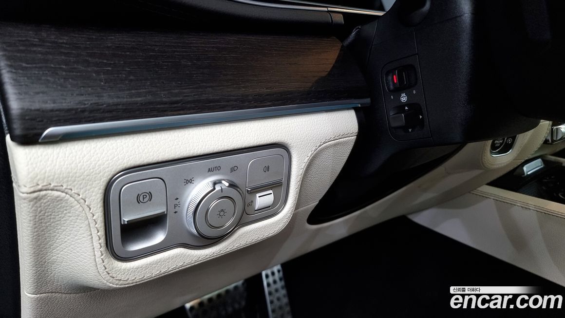 Mercedes-Benz GLS-Class 2021