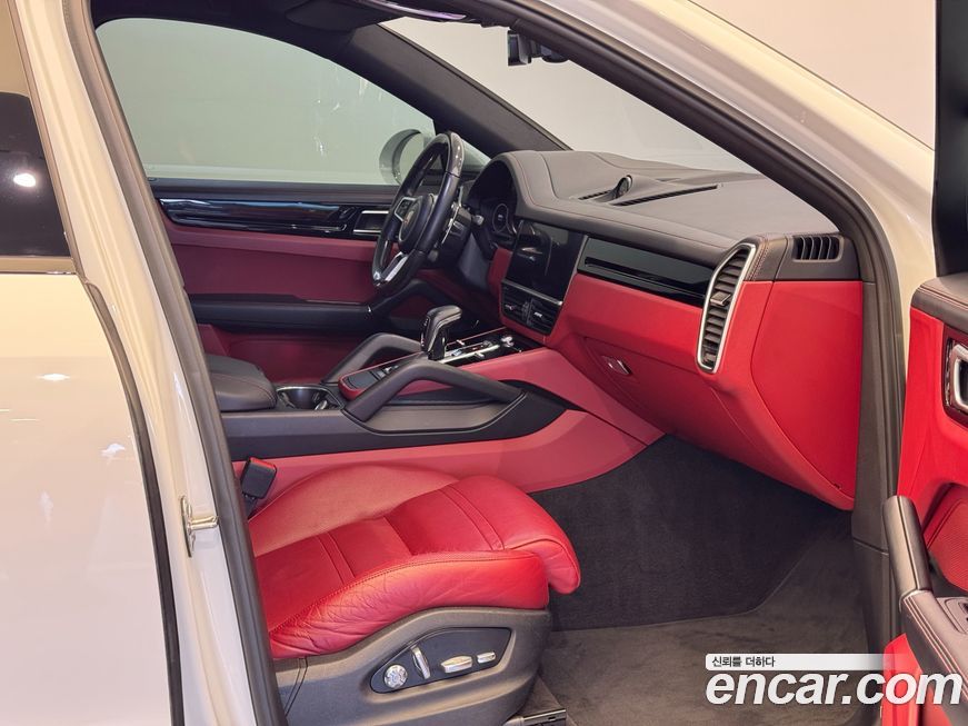 Porsche Cayenne 2020