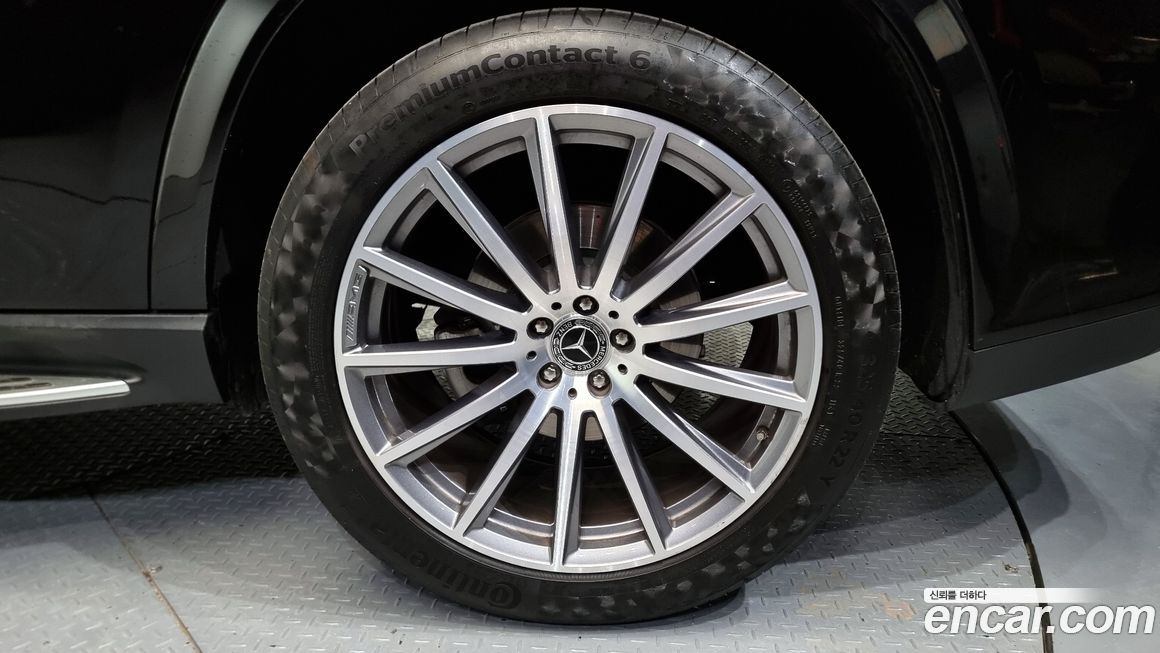 Mercedes-Benz GLS-Class 2021