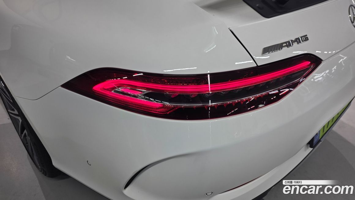 Mercedes-Benz AMG GT 2024