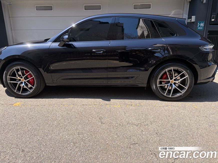 Porsche Macan 2022