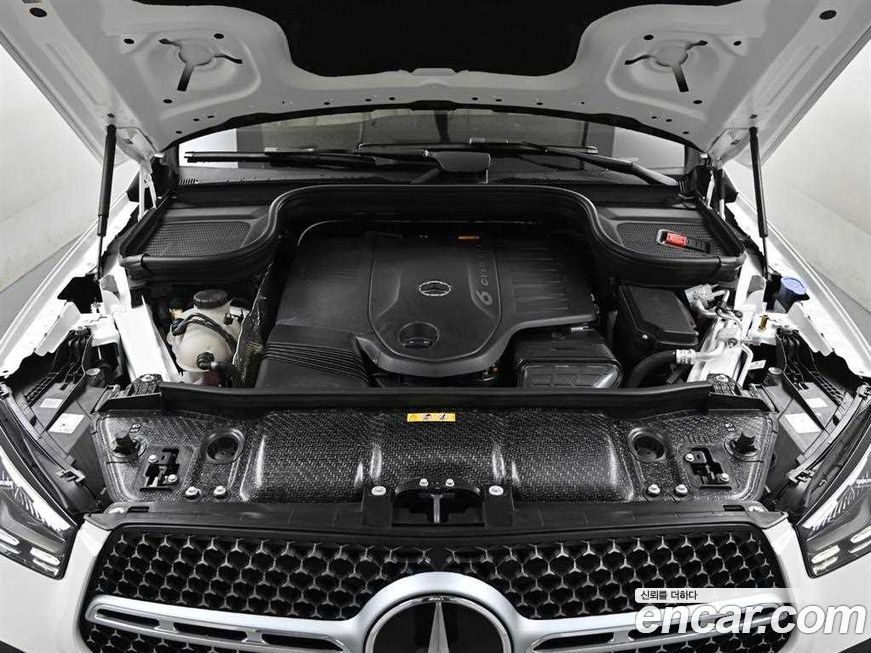 Mercedes-Benz GLE-Class 2025