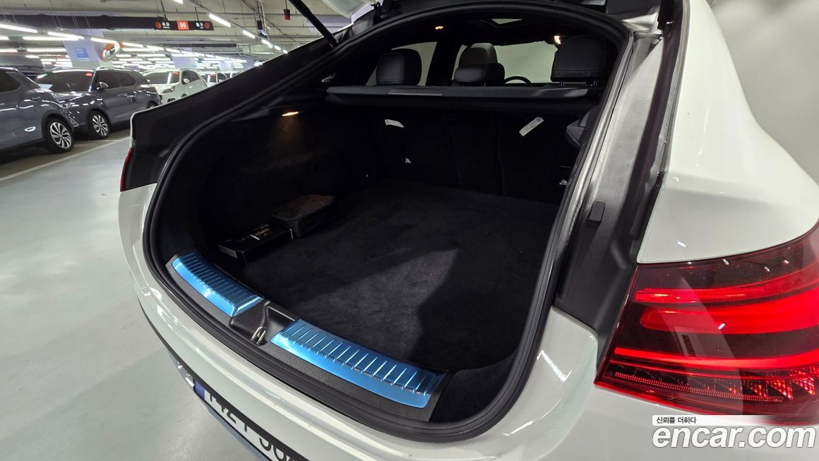 Mercedes-Benz GLE-Class 2024