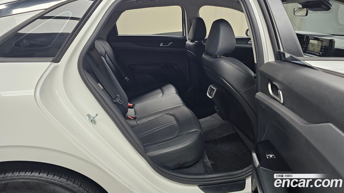 Kia K5 2021