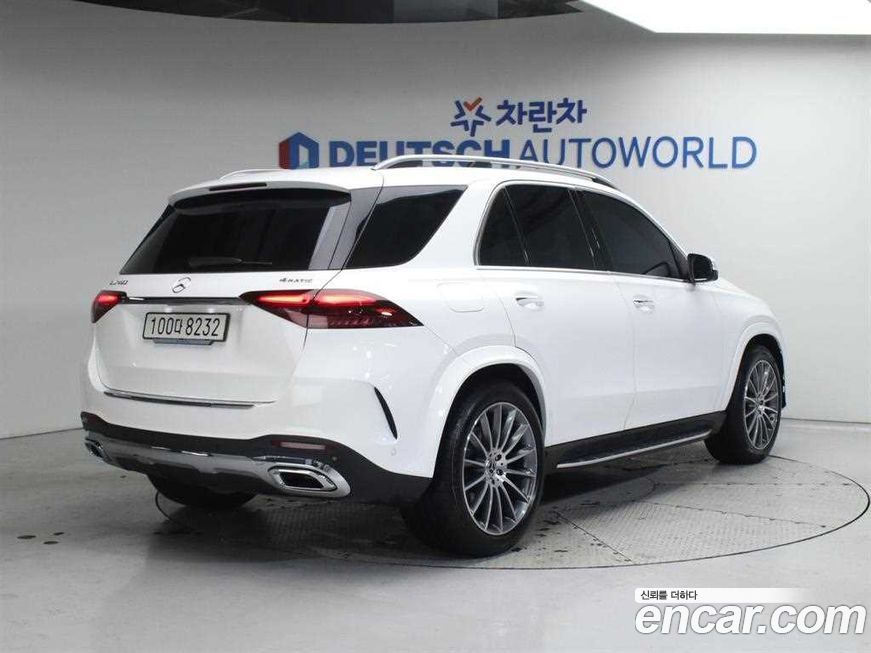 Mercedes-Benz GLE-Class 2025