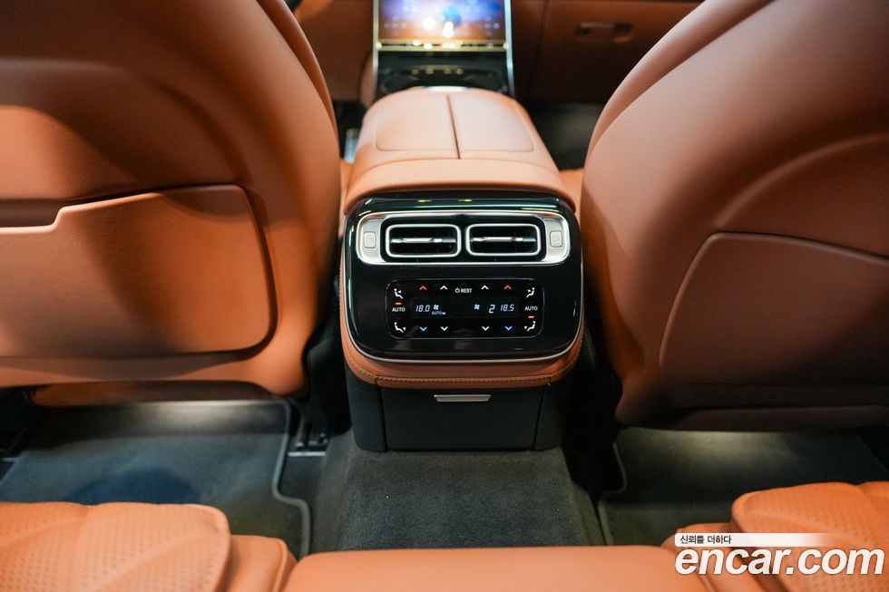 Mercedes-Benz S-Class 2023