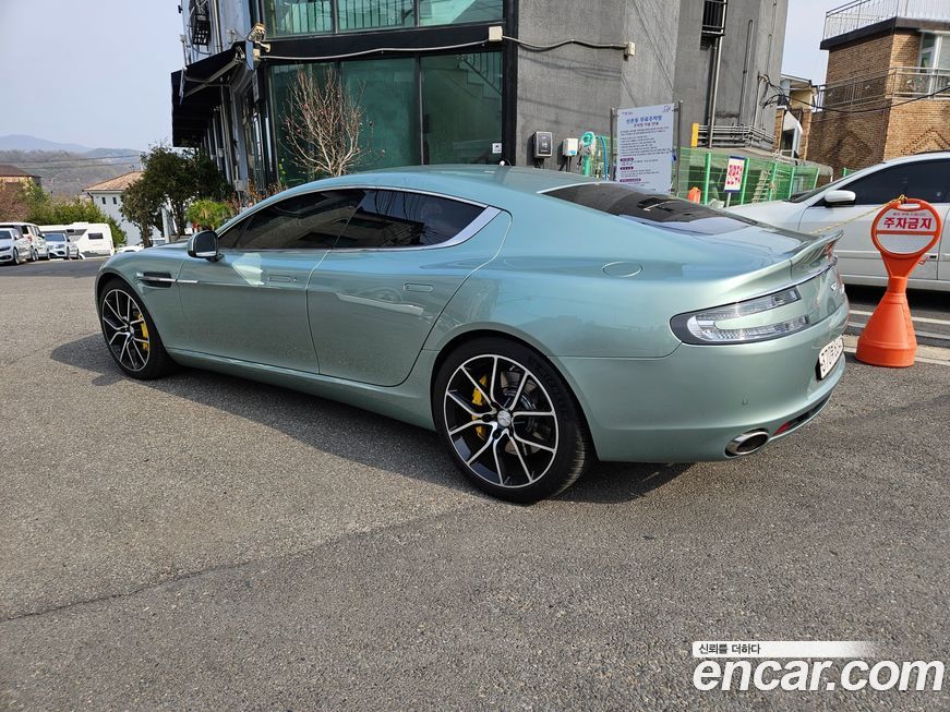 Astonmartin Rapide 2017