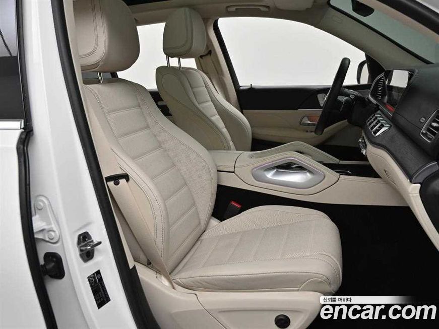 Mercedes-Benz GLE-Class 2025