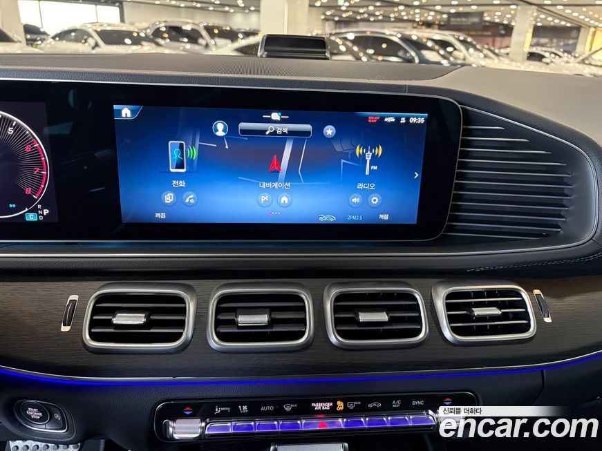 Mercedes-Benz GLE-Class 2025