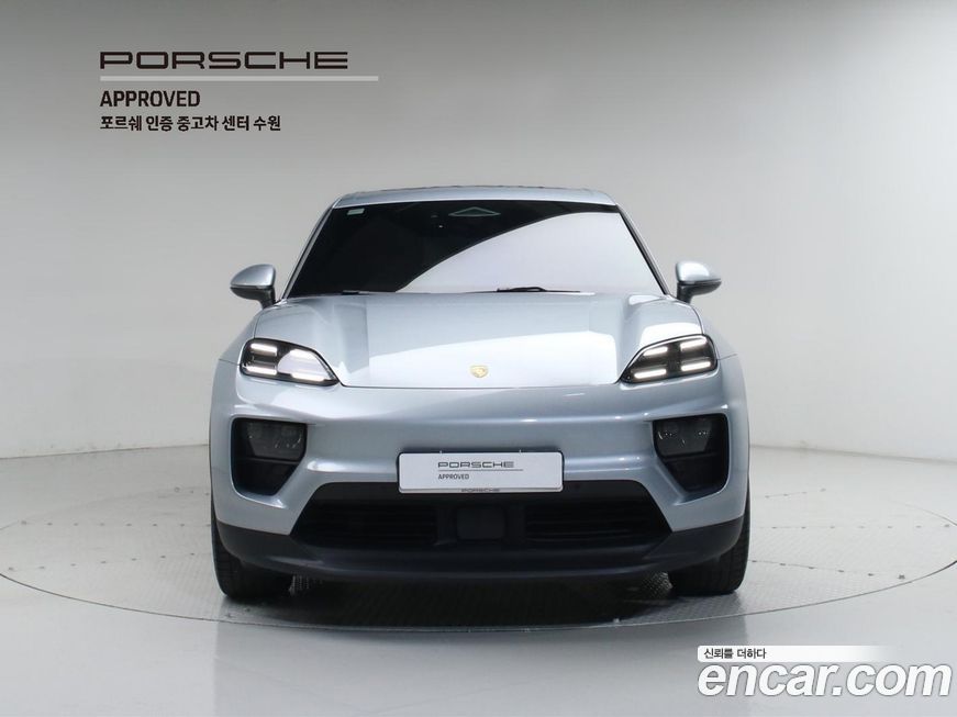 Porsche Macan 2025
