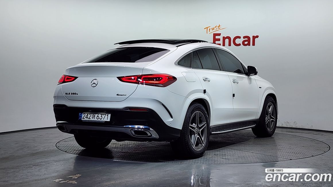 Mercedes-Benz GLE-Class 2021