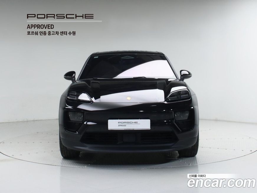 Porsche Macan 2025
