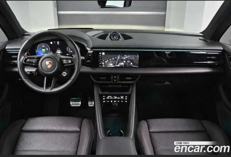 Porsche Macan 2025
