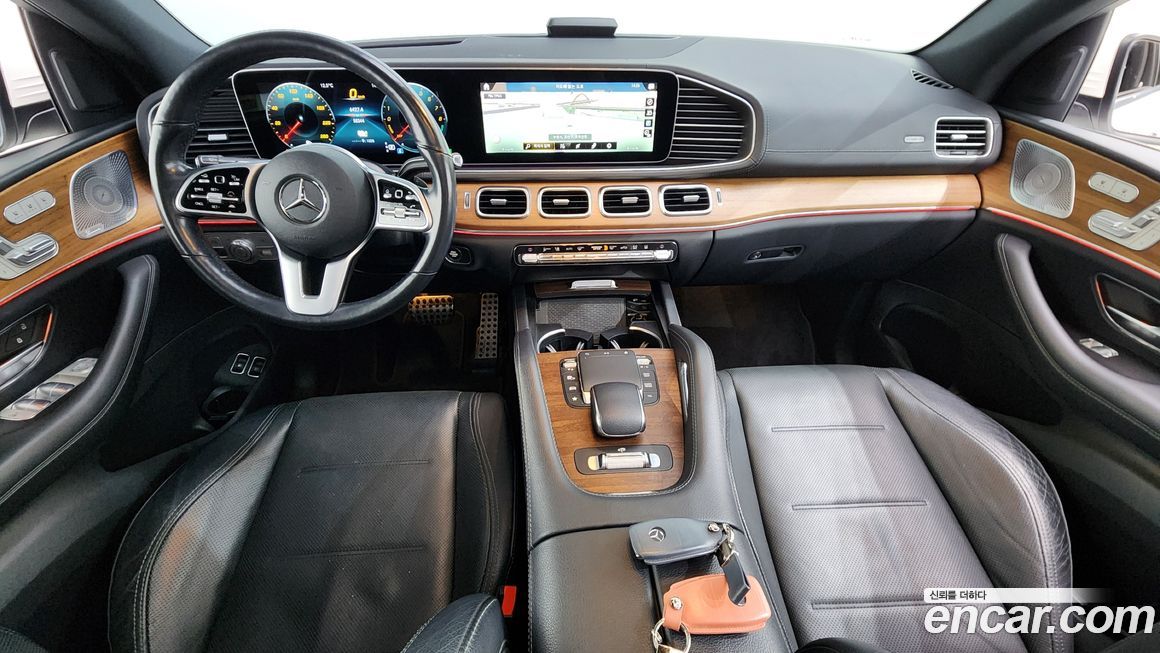 Mercedes-Benz GLE-Class 2021