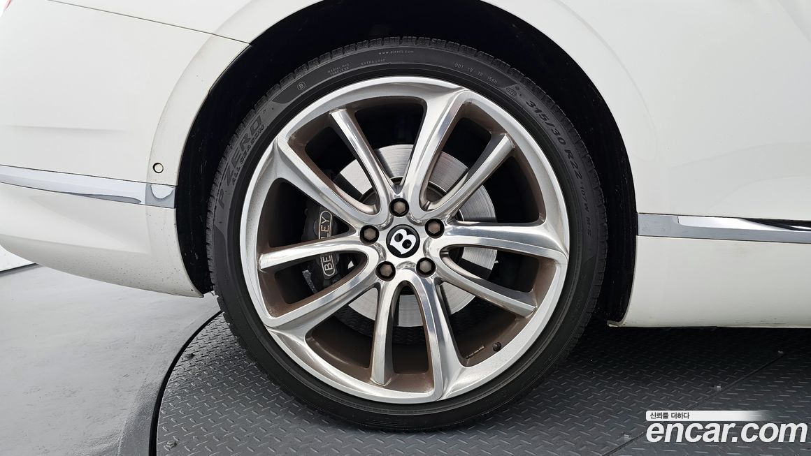 Bentley Continental 2020