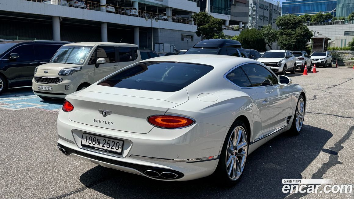 Bentley Continental 2020