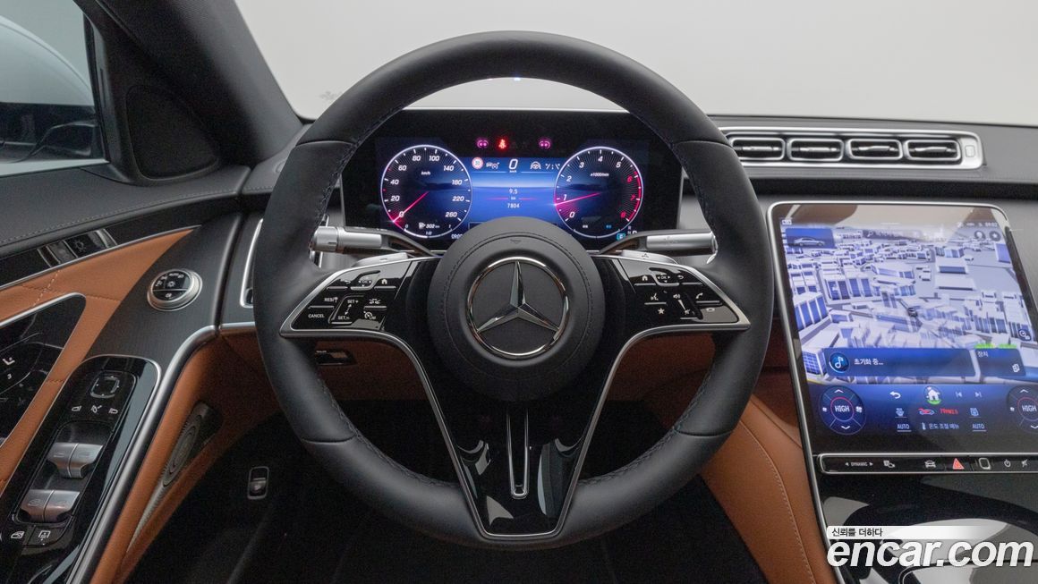 Mercedes-Benz S-Class 2025