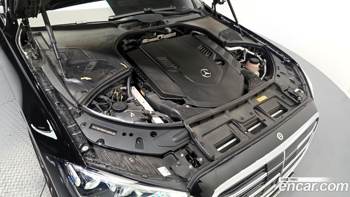 Mercedes-Benz S-Class 2022