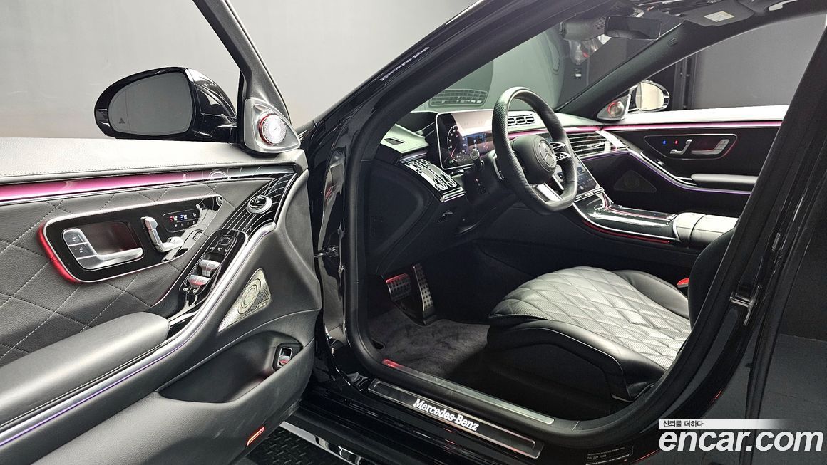 Mercedes-Benz S-Class 2023