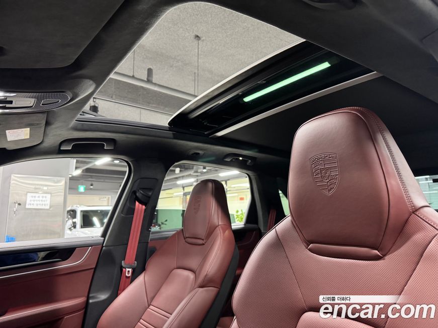 Porsche Cayenne 2024