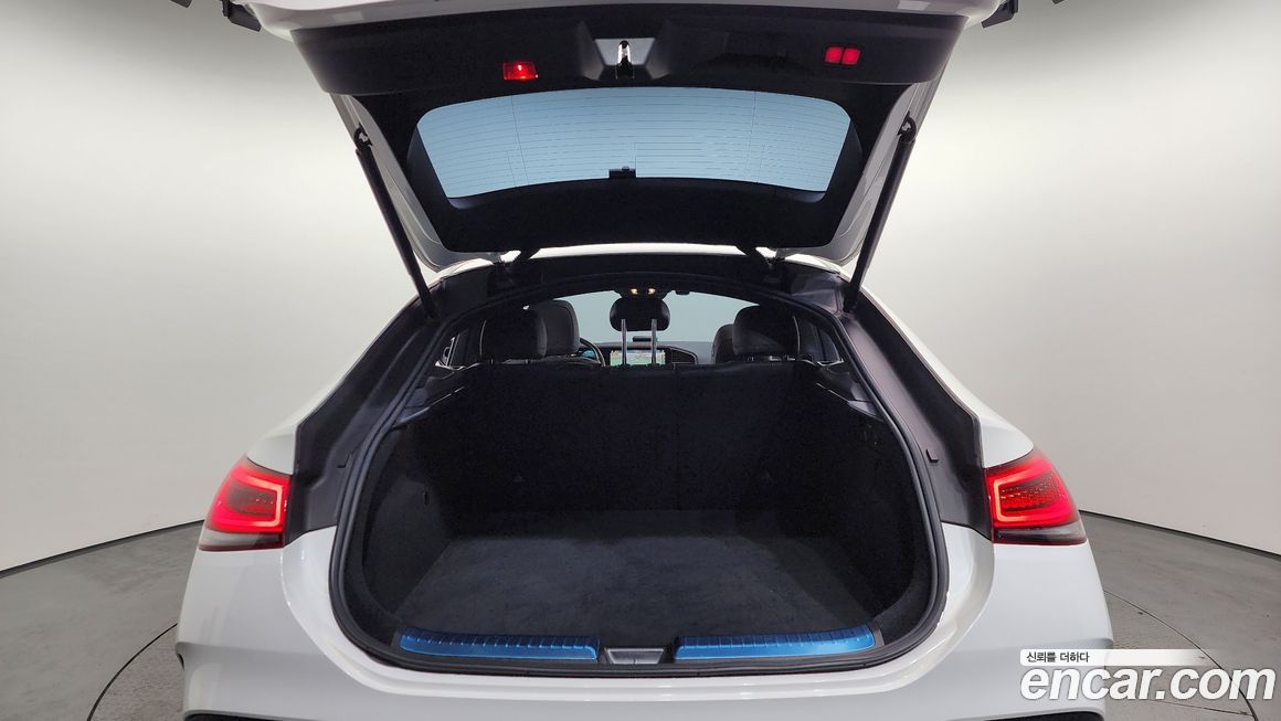 Mercedes-Benz GLE-Class 2021