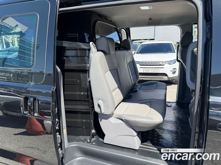 Hyundai Starex 2011
