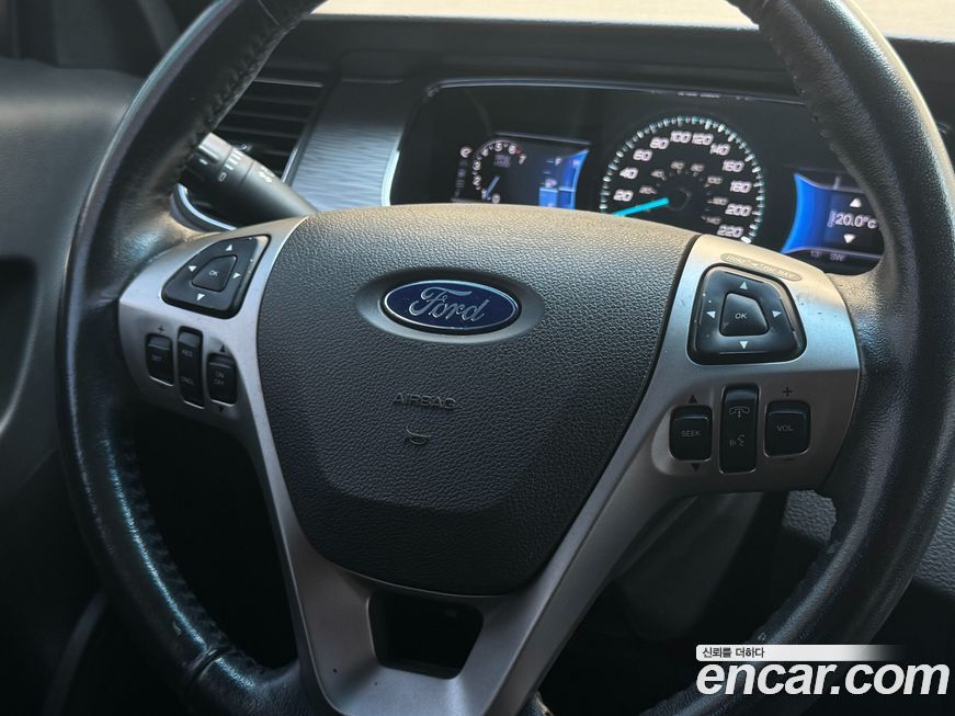 Ford Taurus 2013