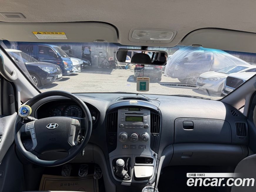Hyundai Starex 2011