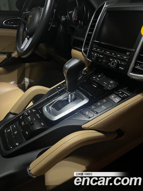 Porsche Cayenne 2016