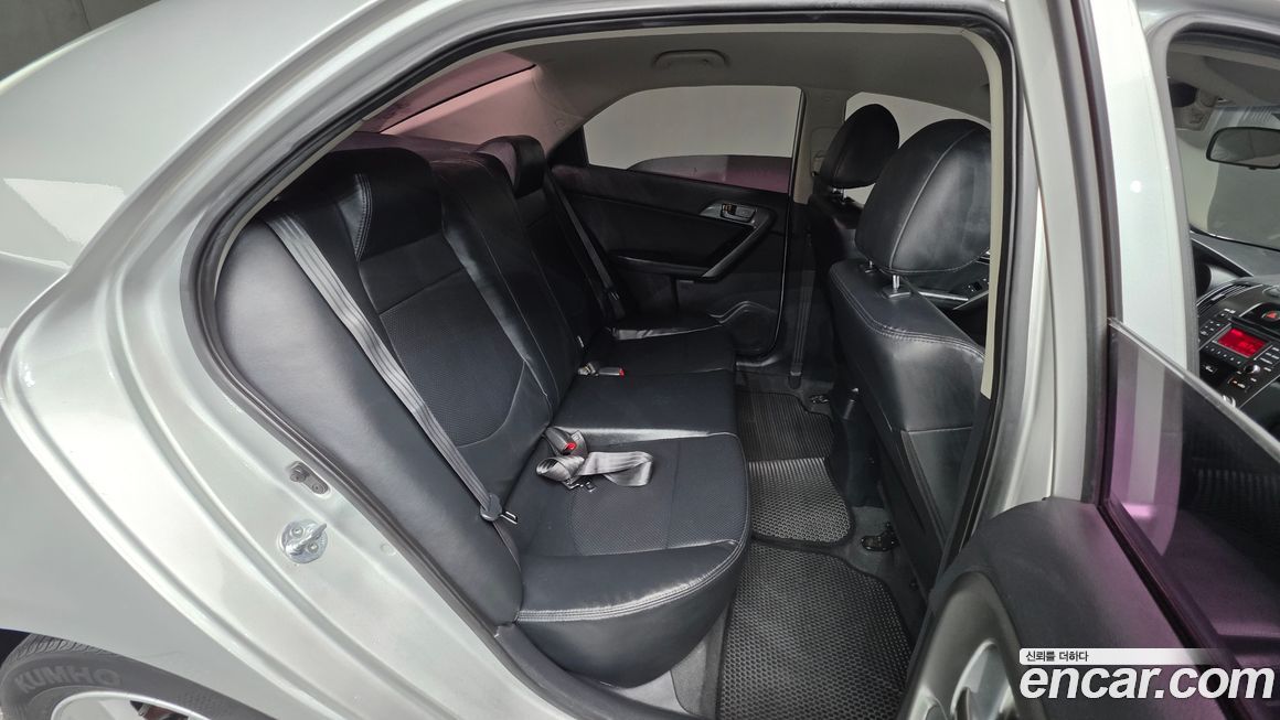Kia Porte 2012