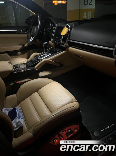 Porsche Cayenne 2016