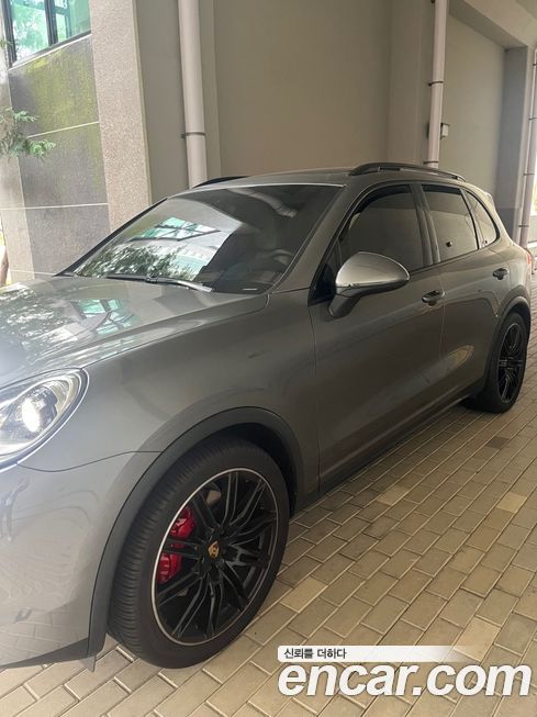 Porsche Cayenne 2016