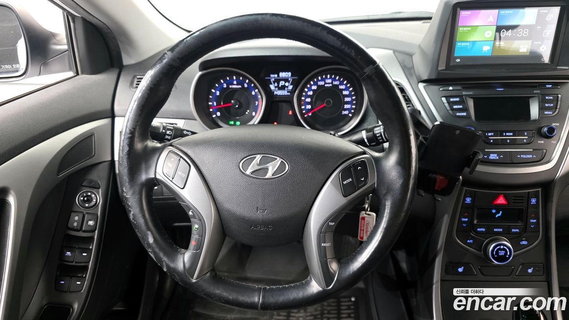 Hyundai AVANTE 2014