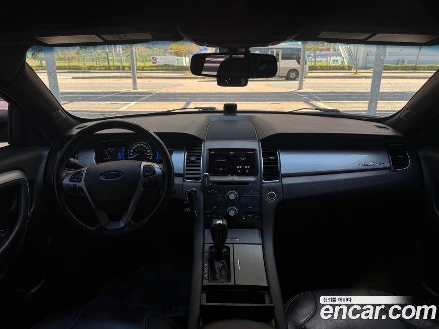 Ford Taurus 2013
