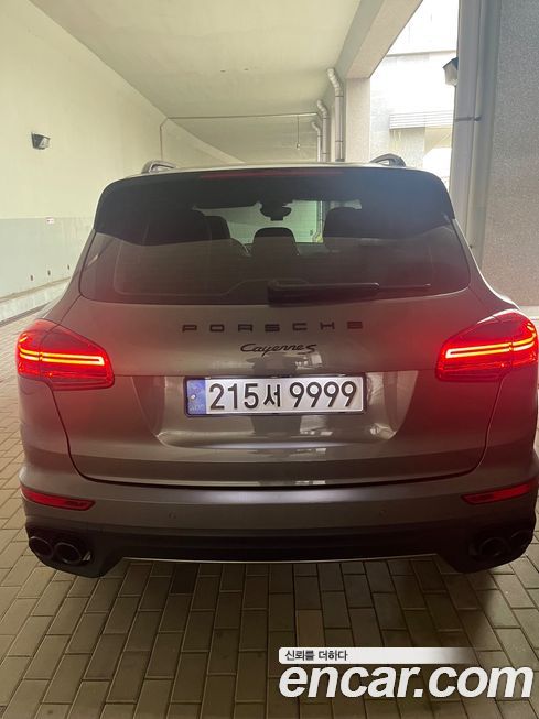 Porsche Cayenne 2016