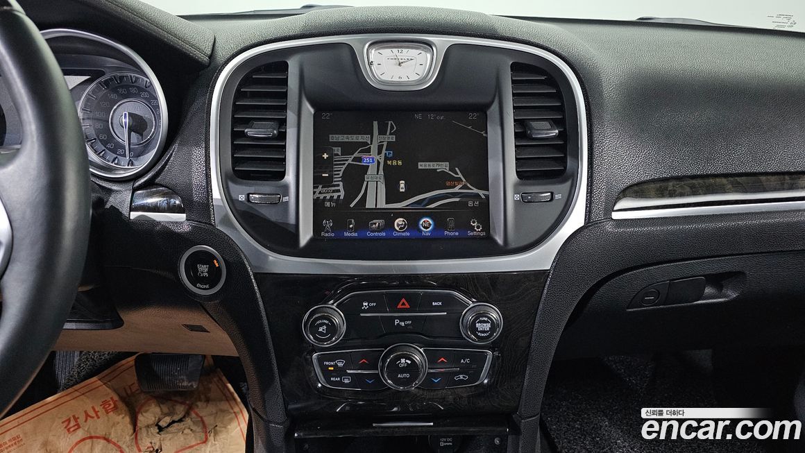 Chrysler 300C 2015