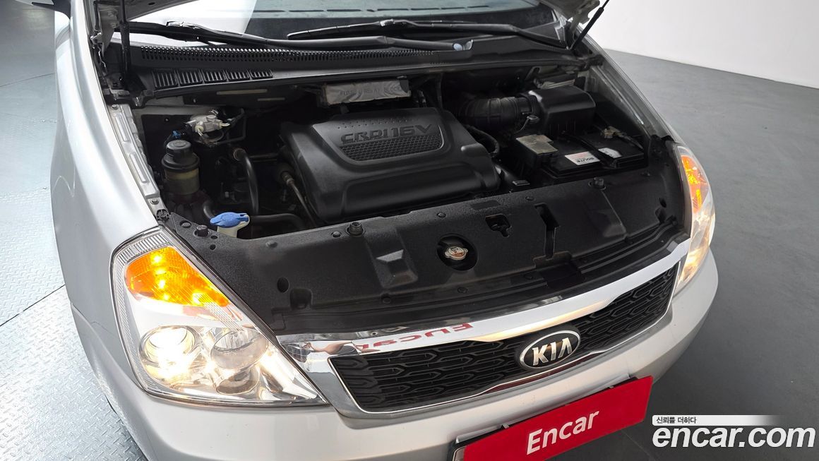 Kia Canival 2013