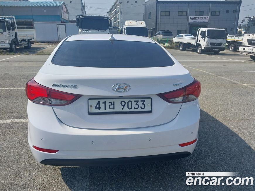 Hyundai AVANTE 2015