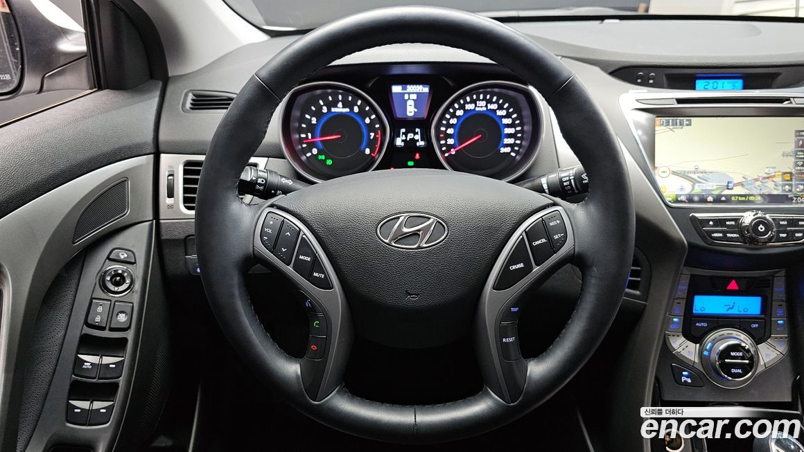 Hyundai AVANTE 2014