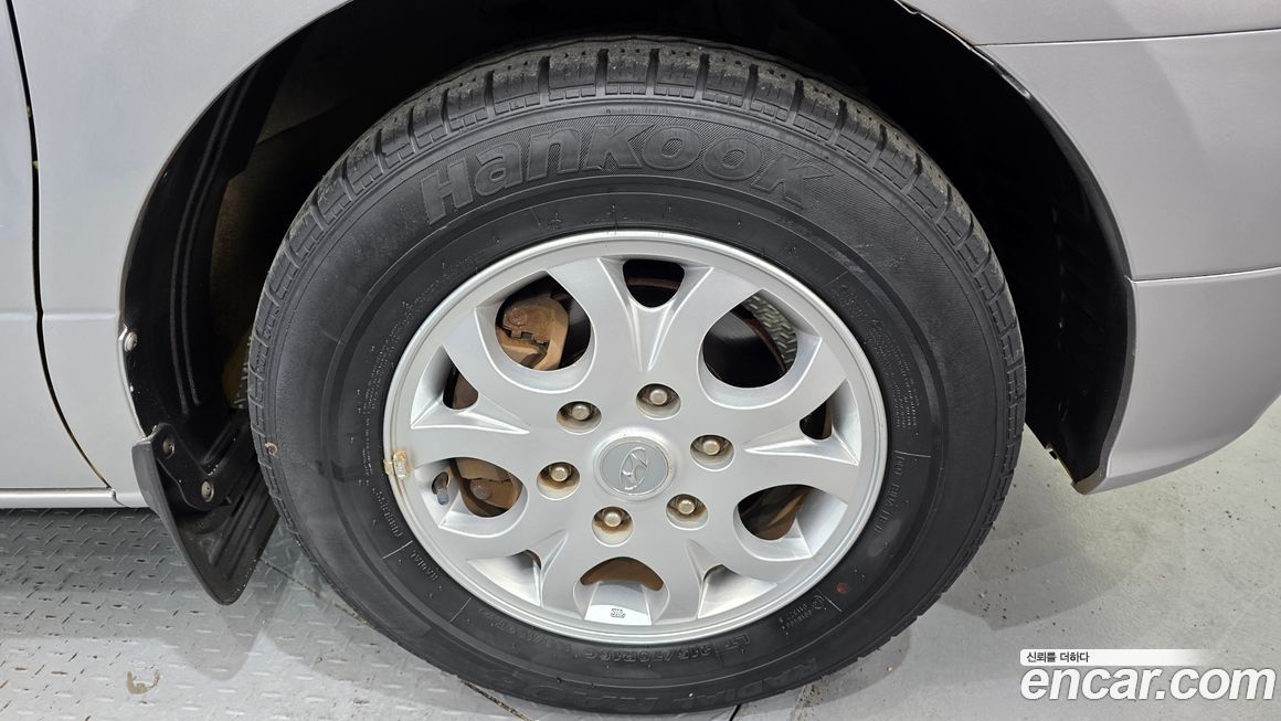 Hyundai Starex 2012