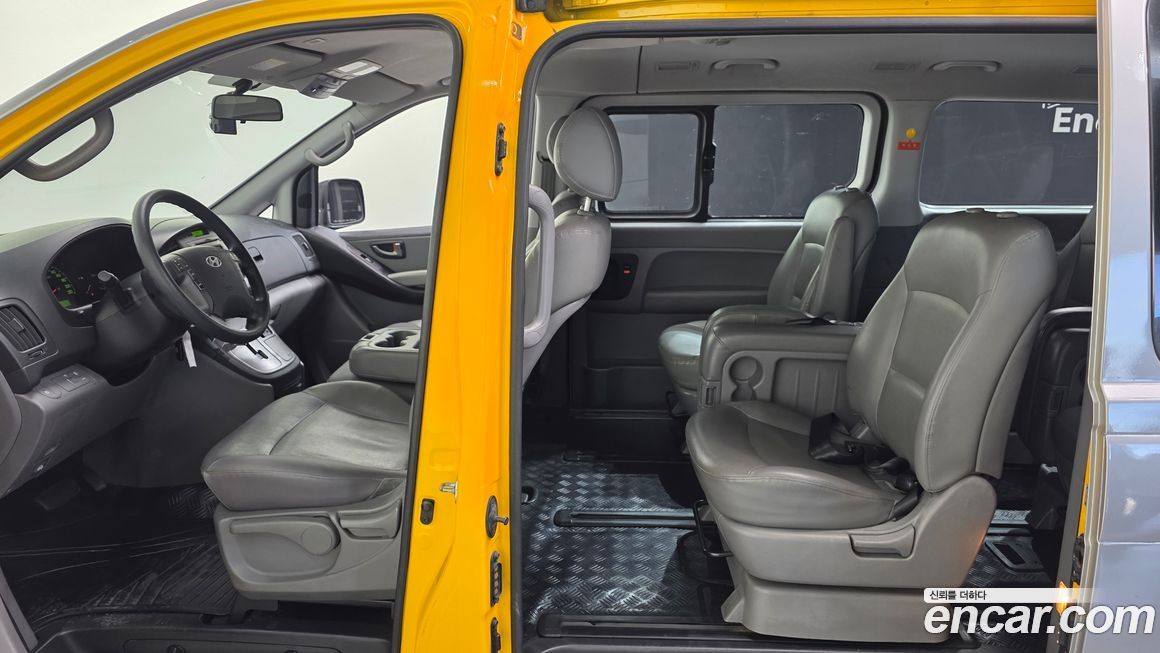 Hyundai Starex 2012